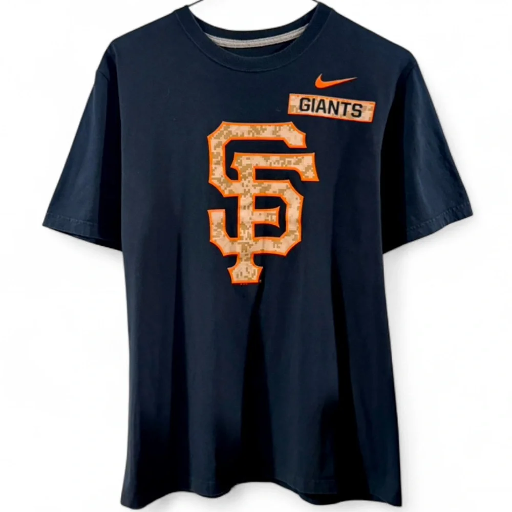 Nike MLB San Francisco Giants Military Camo Design T-Shirt Size Men’s Large